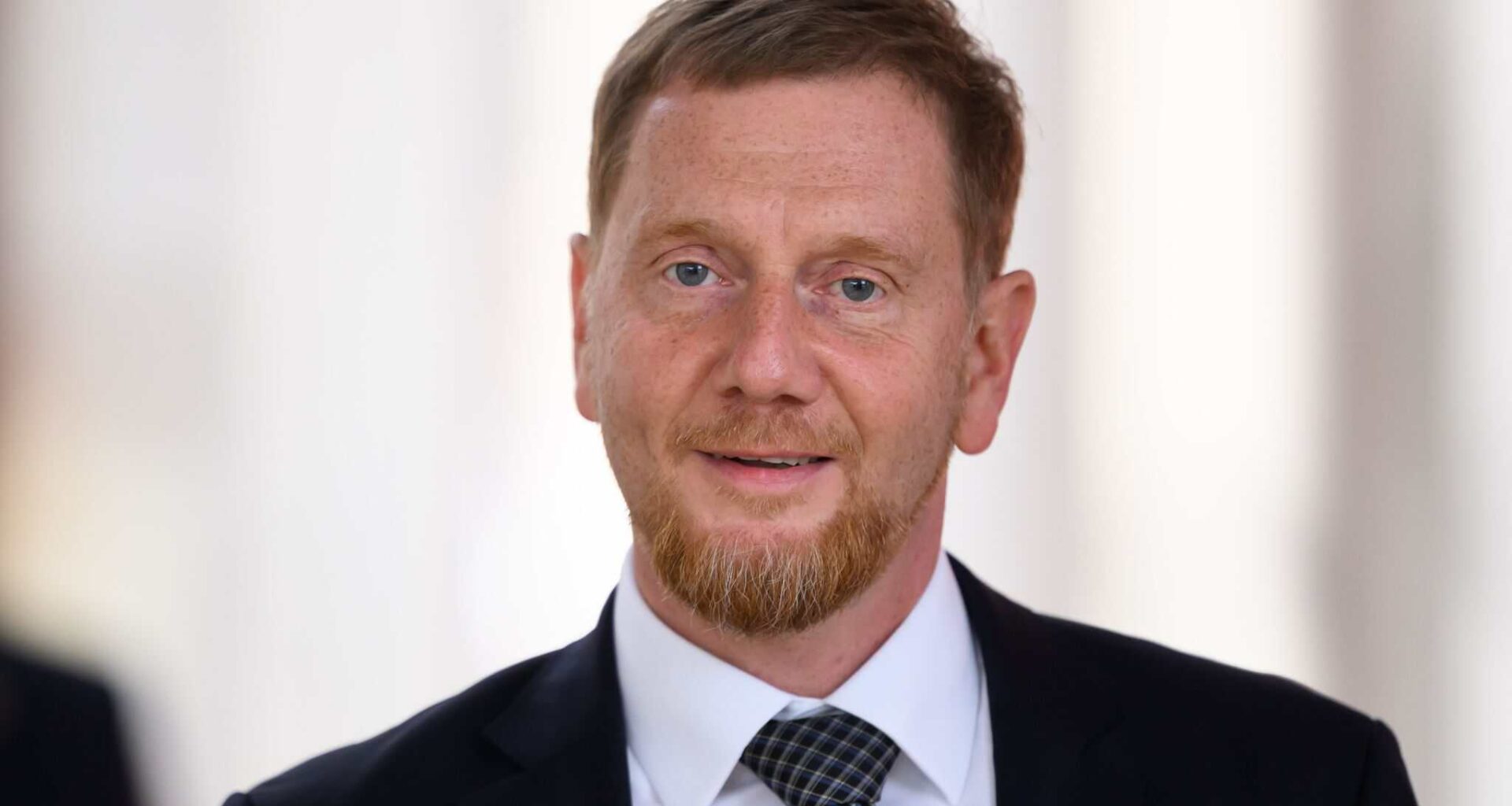 Kretschmer verweist auf Erfolge der Minderheitsregierung und kündigt Anpassungen an