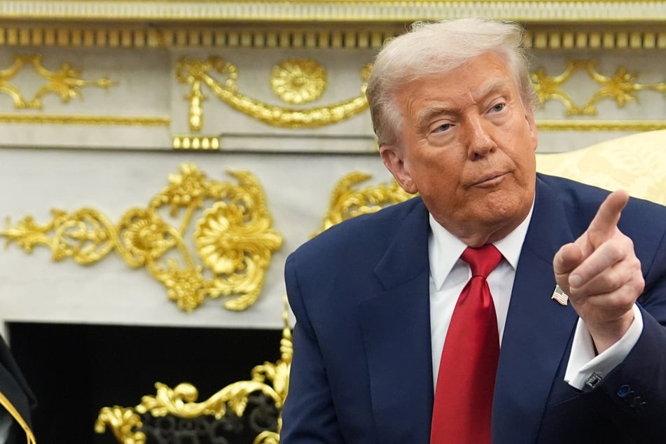 US-Präsident Donald Trump (79) kann sich ein Treffen mit Putin und Selenskyj vorstellen, nennt dafür aber eine Bedingung.