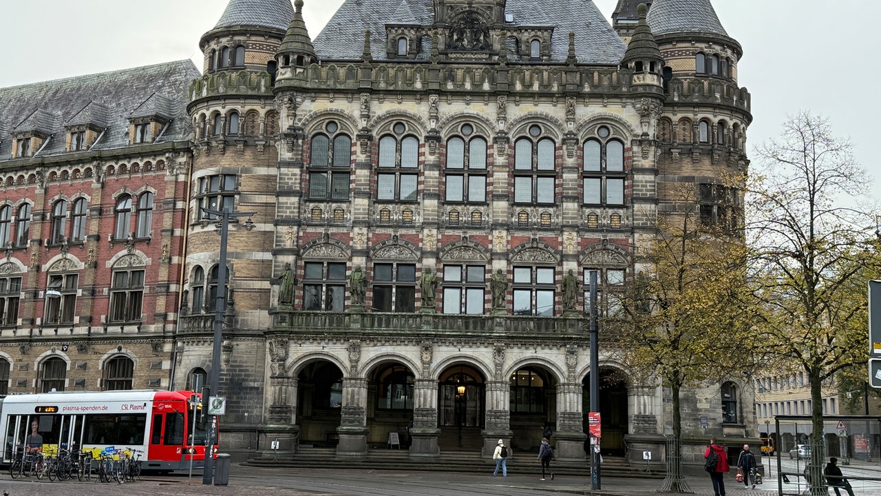 Missbrauchsvorwürfe gegen Bremerhavener Tanztrainer landen vor Gericht