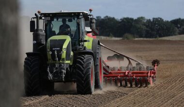 Landtechnik-Riese Unter Druck: Krone Kürzt Personal