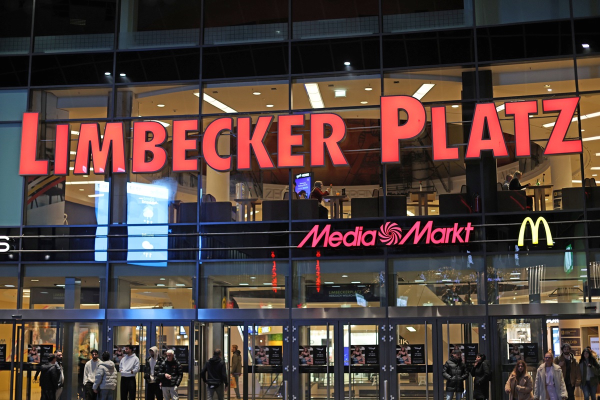 Limbecker Platz in Essen mit Ansage – Neuzugänge versüßen Weihnachtszeit