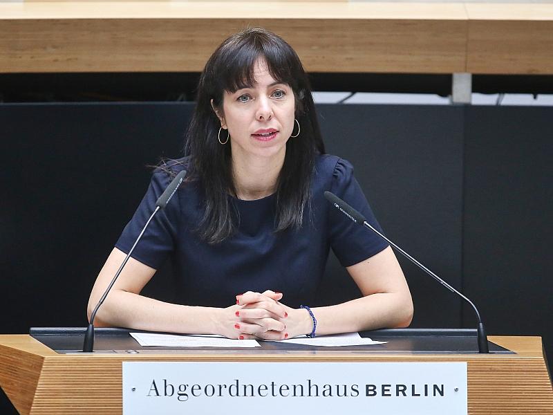 Linke Kürt Eralp Zur Spitzenkandidatin Für Berlin-Wahl