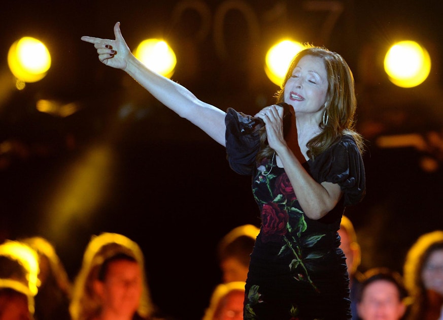 Vicky Leandros: Sängerin bricht bei Konzert in Tränen aus