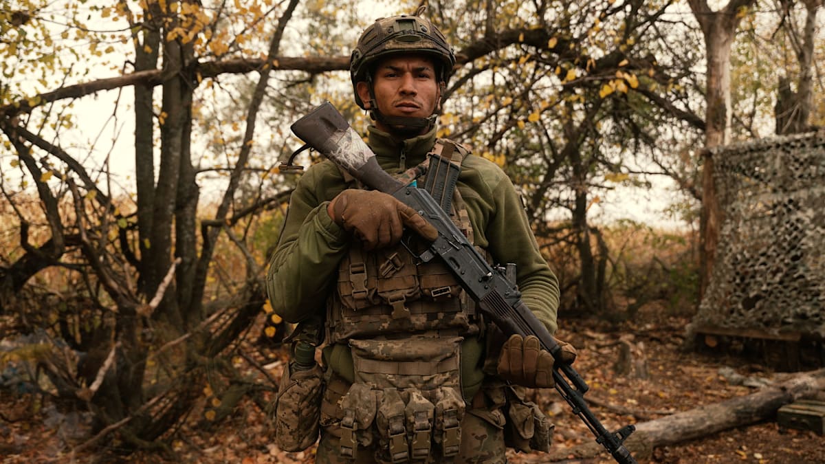 Ukraine: Die Ukraine rekrutiert Tausende Kolumbianer für die Front – aus Personalnot