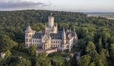 Schloss Marienburg: Öffnungen für "Maxton Hall"-Fans abgesagt