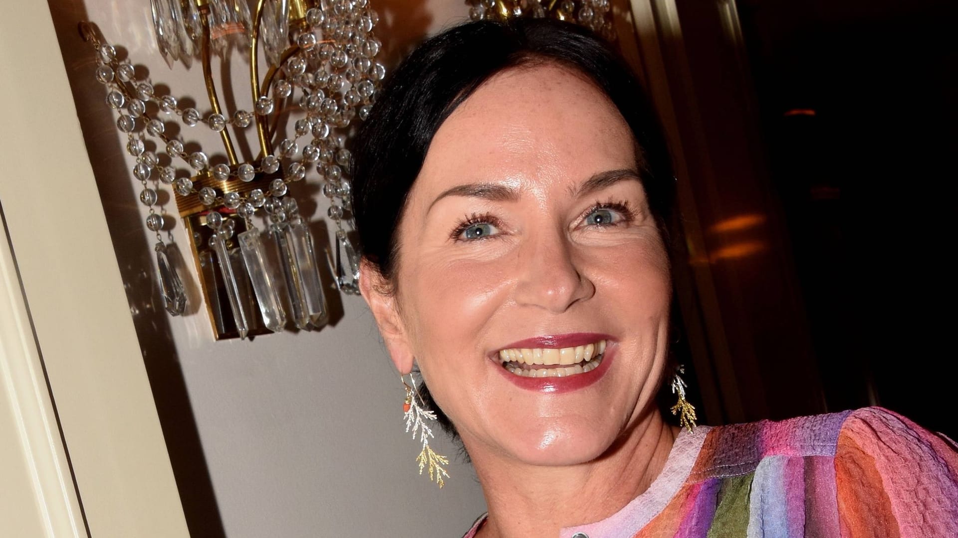 Marisa Burger: Von Beginn an war sie Miriam Stockl bei den "Rosenheim-Cops", doch damit ist jetzt Schluss. Marisa Burger: Von Beginn an war sie Miriam Stockl bei den "Rosenheim-Cops", doch damit ist jetzt Schluss.