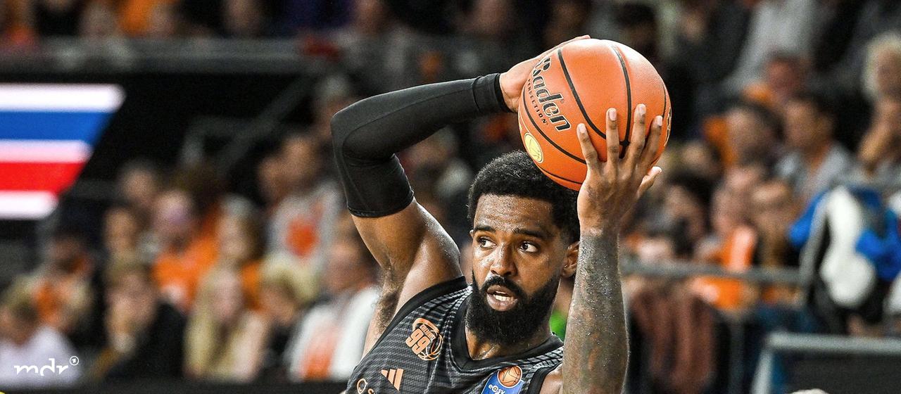 Corey Davis (Niners Chemnitz) in Aktion. | IMAGO/Nordphoto Corey Davis (Niners Chemnitz) in Aktion.