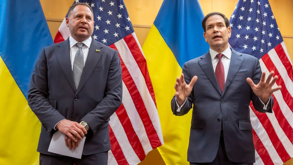 Ukraine-News: Neuer Friedensplan soll ukrainische Souveränität "vollständig bewahren"