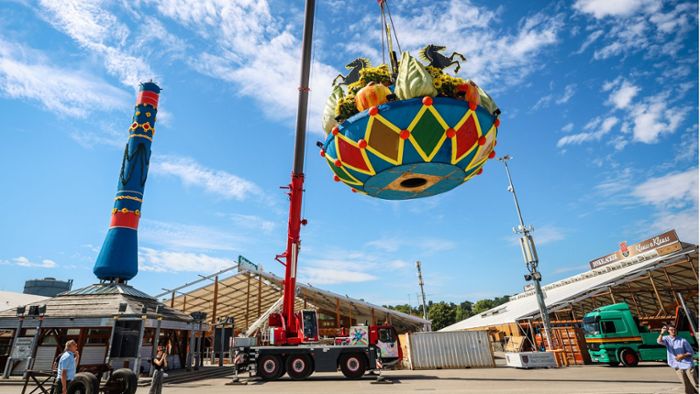 Sparideen zum Haushalt in Stuttgart: Gruppe Puls will Abgabe auf jede Maß  – so viel sollen Volksfest-Besucher zahlen