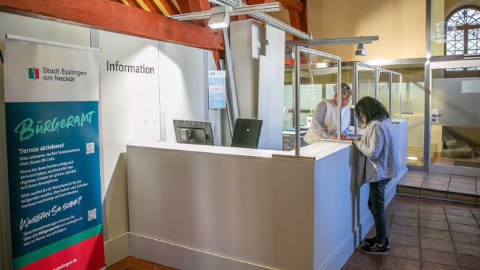 Service in Esslingen: Bürgerfreundlich und effizient? Nein zu Abholautomat für das Bürgeramt