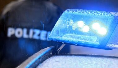 Stuttgart-Mitte: BMW-Fahrer soll Fußgängerinnen gefährdet haben – Polizei sucht Zeugen