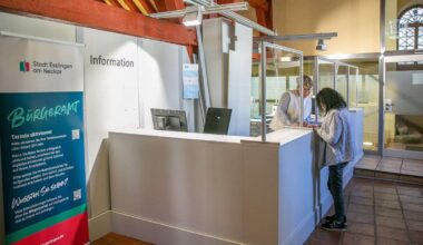 Service in Esslingen: Bürgerfreundlich und effizient? Nein zu Abholautomat für das Bürgeramt - Esslingen