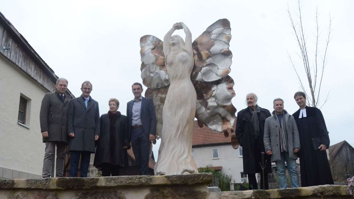 Kunstprojekt: Weißenbrunn enthüllt seinen Engel - Kronach