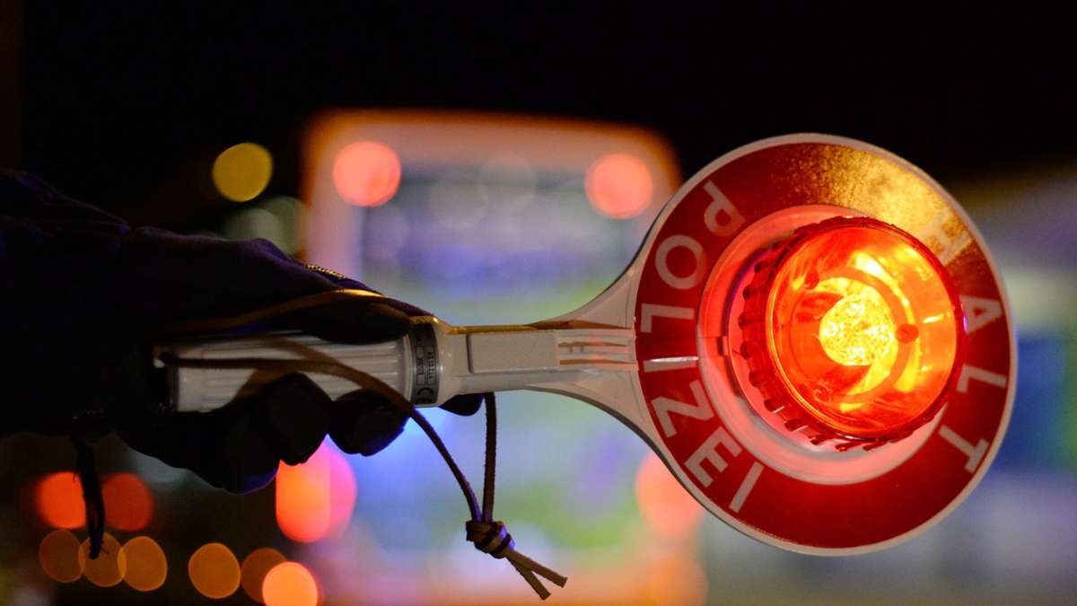 Verdeckte Ermittler auf Streife: Volltreffer – Verkehrsfahnder entdecken Diebesgut bei Verkehrskontrolle