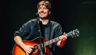 Stuttgarter Liederhalle: Magische Momente und ein besonderes Geschenk – so war es bei Philipp Poisel