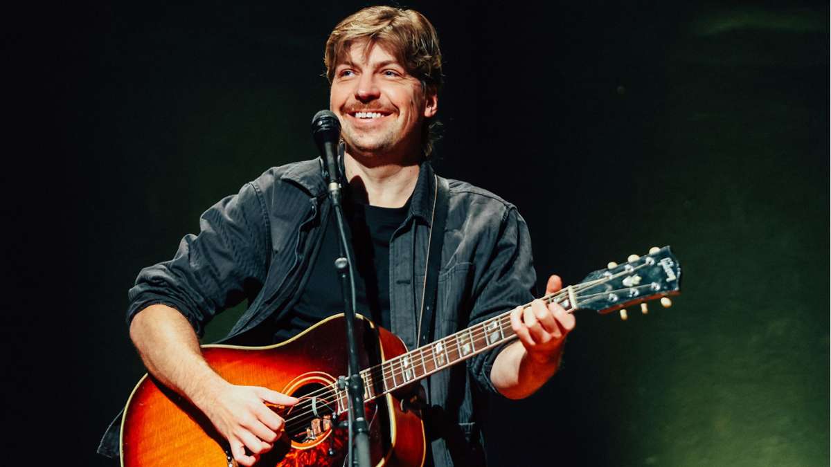 Stuttgarter Liederhalle: Magische Momente und ein besonderes Geschenk – so war es bei Philipp Poisel