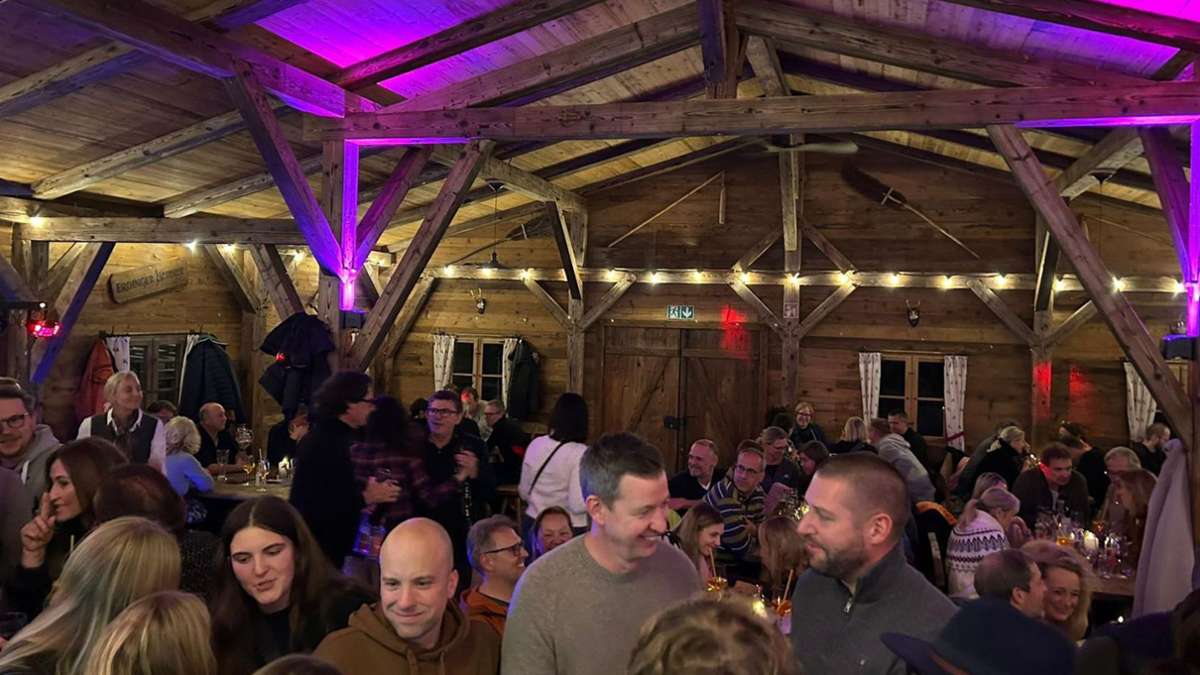 Stuttgarter Ausflugslokal: Katzenbacher Hof erlebt Ansturm zur Premiere der Winterhütte - Startseite