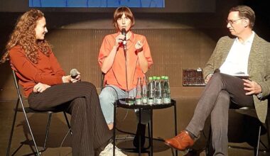 Literaturtage in Esslingen: „Mutters Stimmbruch“ begeistert als Hörbuch mit Stimme von Katharina Thalbach