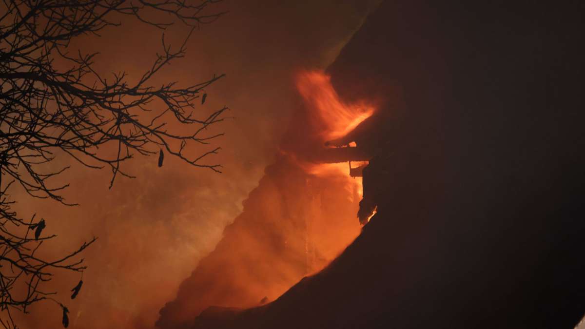 Glück im Unglück: Feuer zerstörte alles: Rosalie (25) verlor ihr Zuhause – dann geschah das Wunder
