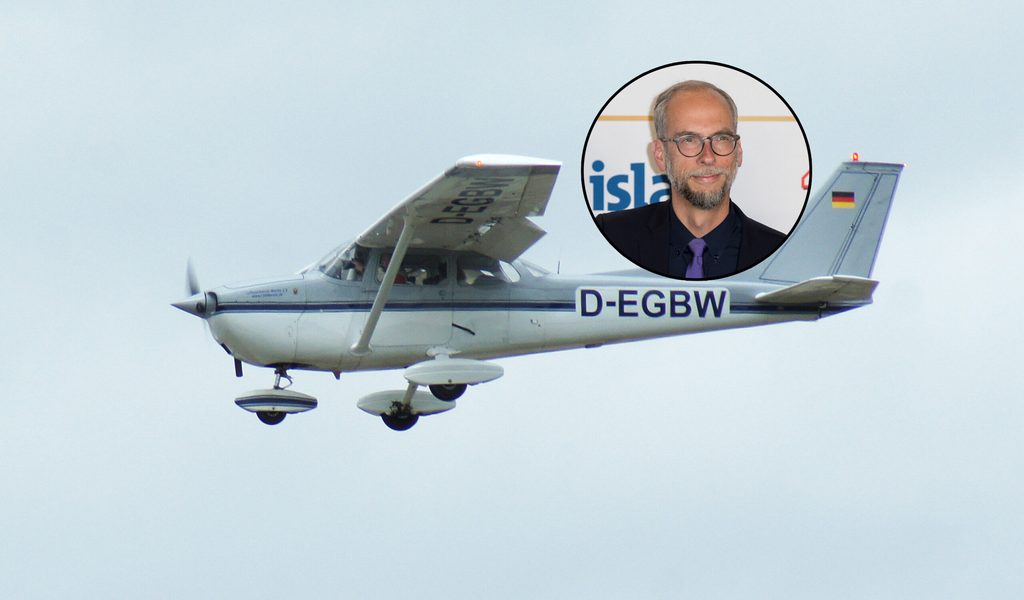 Radio Hamburg-Moderator John Ment startet Flugzeug-Challenge
