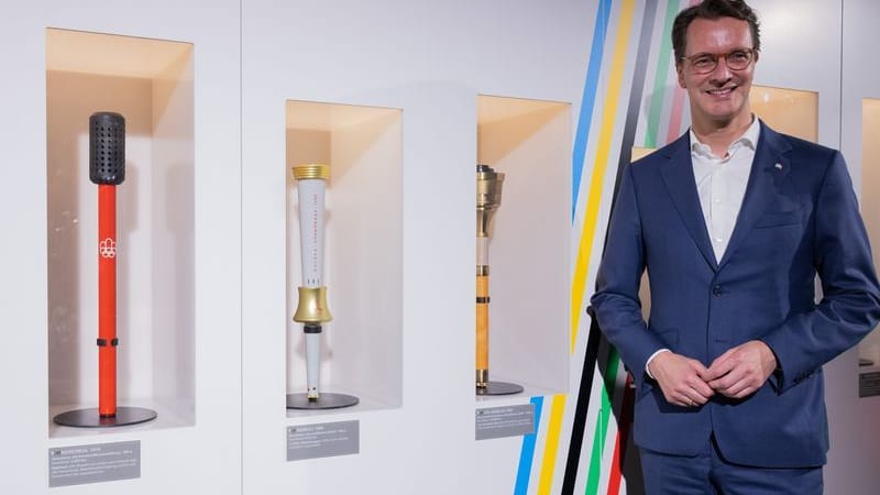 urn:newsml:dpa.com:20090101:251120-935-967126 urn:newsml:dpa.com:20090101:251120-935-967126