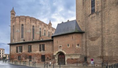 Blick auf das Schloss Berbie und die Kathedrale von Albi, Frankreich