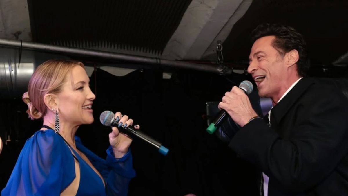 Überraschender Gig in Berlin: Kate Hudson und Hugh Jackman singen "Karaoke"