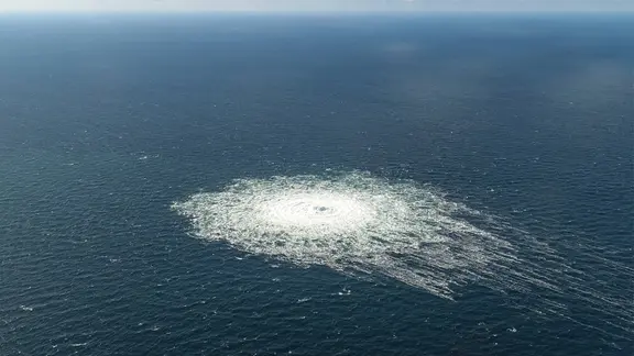 Im Herbst 2022 zeigten sich große Luftblasen auf der Ostsee vor Bornholm. (Themenbild)