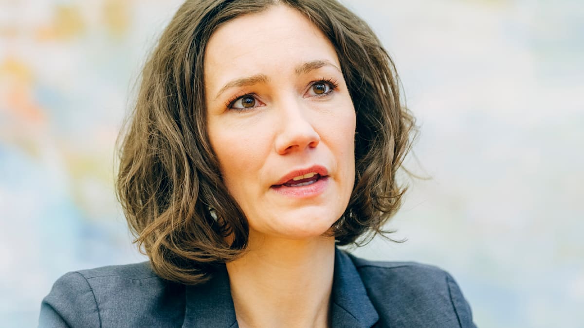 Ex-Umweltministerin von Rheinland-Pfalz: Demonstration gegen Wahl von Grünen-Politikerin Spiegel zur Sozialdezernentin in Hannover