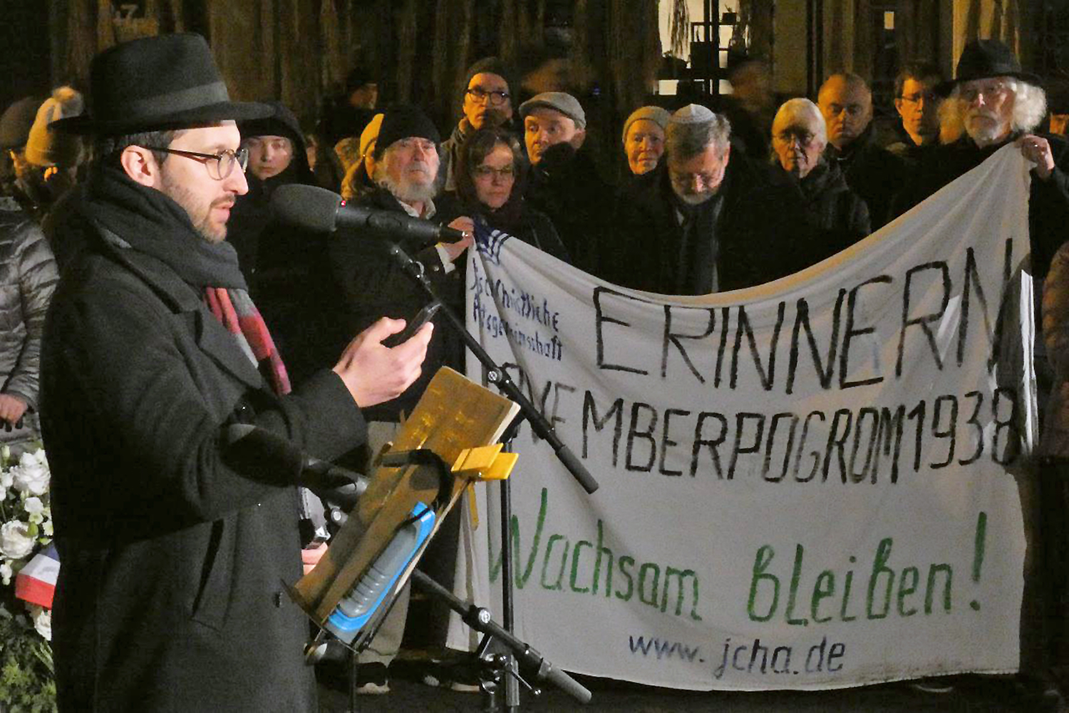 Opfern der November-Pogrome gedacht; Steinmeier warnt vor rechtsextremer Bedrohung · Leipziger Zeitung