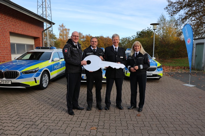 POL-H: Schneller, sicherer, einsatzbereit: Drei neue Streifenwagen für die Autobahnpolizei