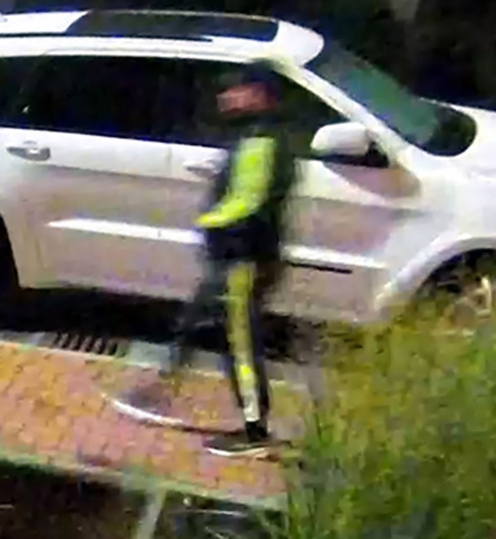 POL-OF: Öffentlichkeitsfahndung: Verdacht des Herbeiführens einer Sprengstoffexplosion an einem Wohnhaus in Dietzenbach am 16.10.2025