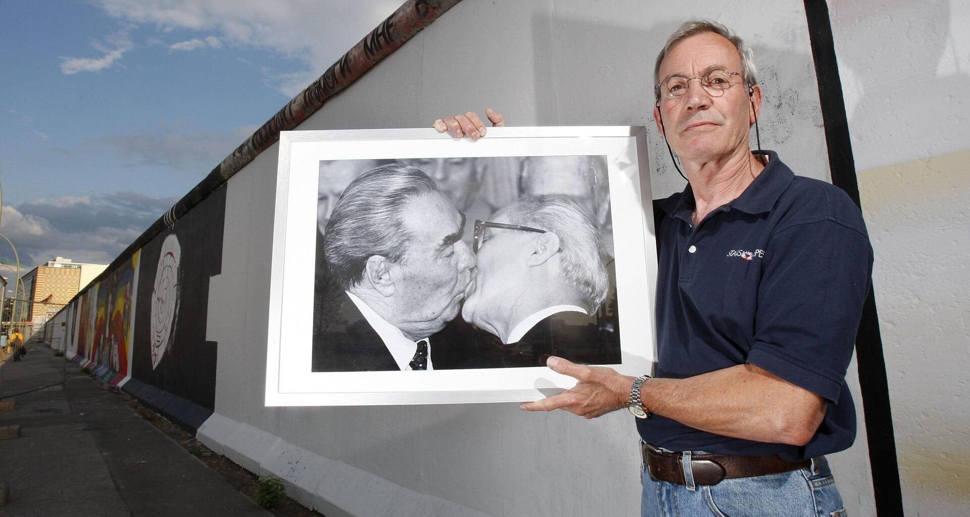 Griesheim: "Bruderkuss"-Fotograf Bossu im Alter von 81 gestorben