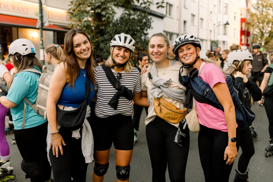Bildergalerie: Rollnacht in Düsseldorf am Donnerstag, 21. August 2025: Die besten Bilder des Abends!