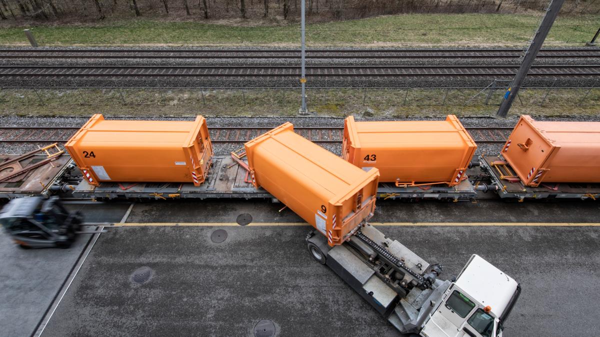 Müll aus Südbaden soll per Lkw in den Norden statt per Bahn in die Schweiz