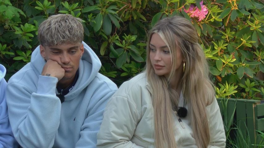 Ryan Wöhrl und Freundin Lina im Sommerhaus, 2025