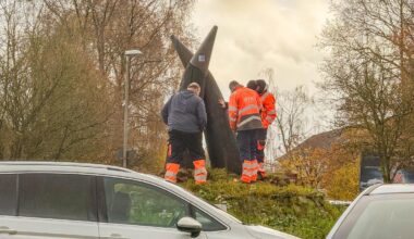 Hörner-Skulptur auf dem Ochsenweg in Flensburg-Weiche abgebaut
