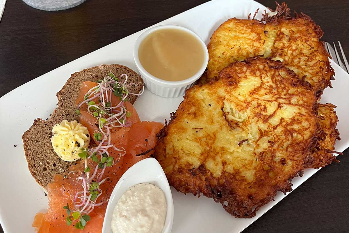 Essen rund um den Campus Grifflenberg: Zum Sonnengruss – eine Alternative zu Mensa und Co.? - blickfeld