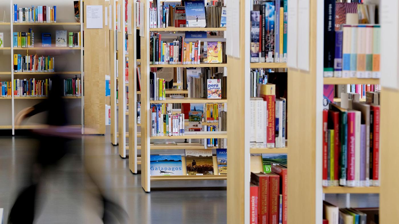 15.000 Bücher am Spandauer Havelufer