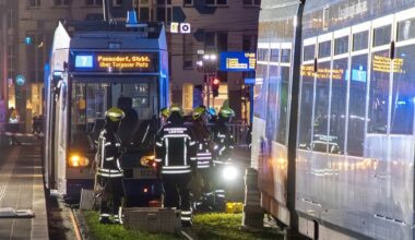 Mann am Leipziger Westplatz von Straßenbahn erfasst - 30-Jähriger schwer verletzt