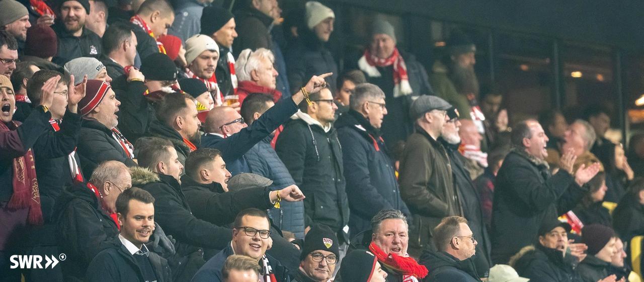 Stuttgarter Fans im Stadion "De Adelaarshorst in Deventer