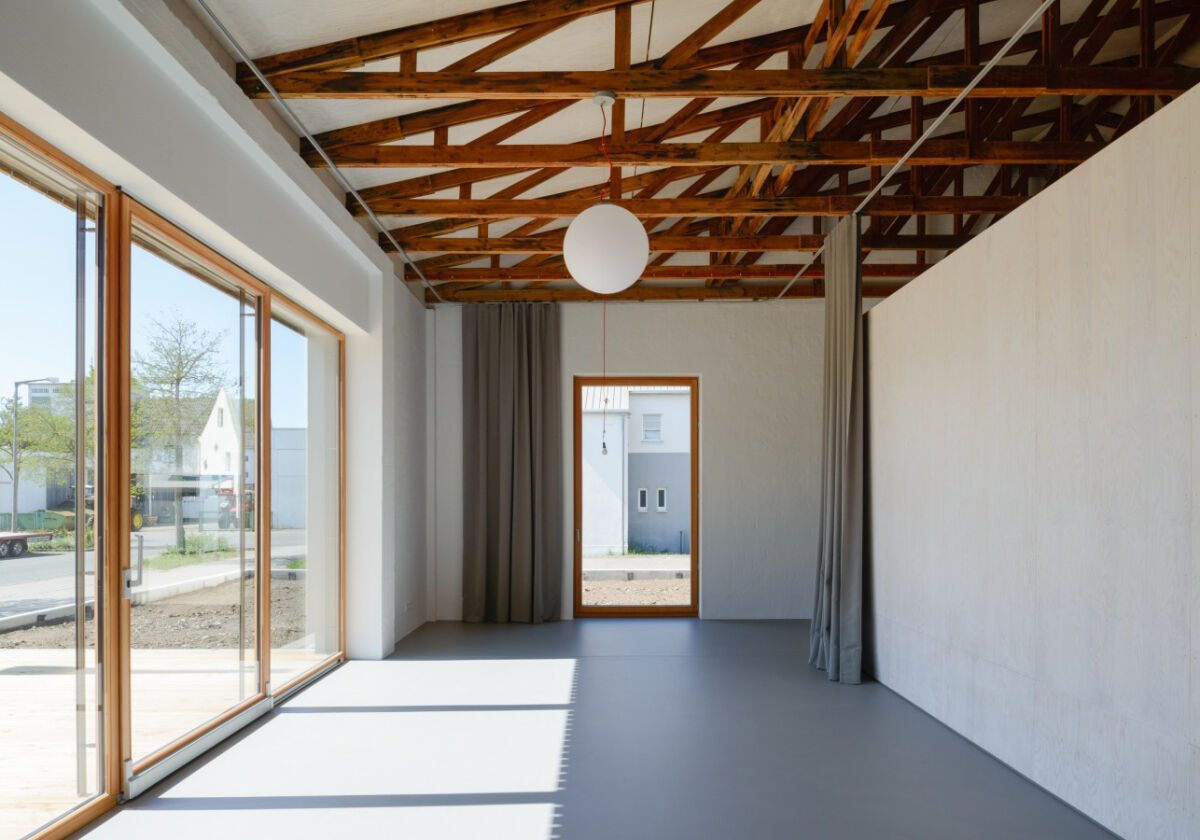 Umbau in Neumarkt i.d.OPf. von Alexandra Mümmler und Raphael Rogalli / Vom Lager zum Wohnhaus - Architektur und Architekten - News / Meldungen / Nachrichten