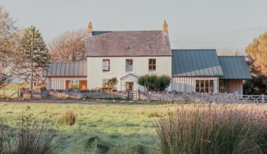 Wohnhausanbau von Rural Office in Wales / Weiterbauen im Küstenklima - Architektur und Architekten - News / Meldungen / Nachrichten