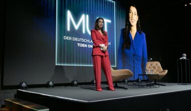 Karlsruhe wird zur Mut-Bühne - Tijen Onaran bringt mit Mut Maker Award Haltung auf die große Bühne » Leadersnet