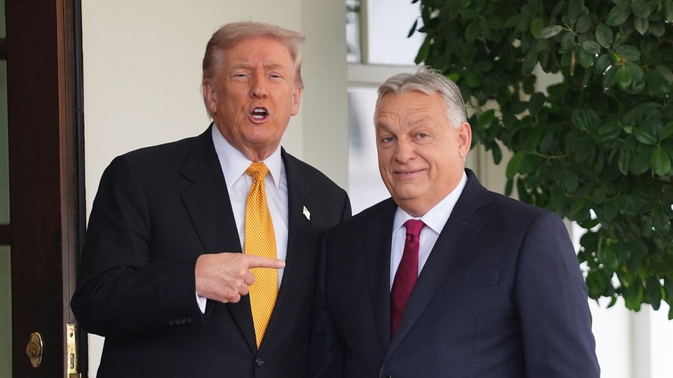 Ukraine-News: Trump sichert Ungarn laut Orban Ausnahmen bei US-Sanktionen zu