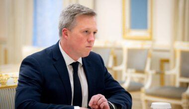 Der US-Verhandler, der Selenskyj die schlechten Nachrichten überbringt