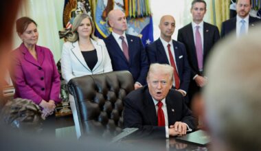 Mann bricht bei Trumps Rede zu Abnehmmitteln zusammen