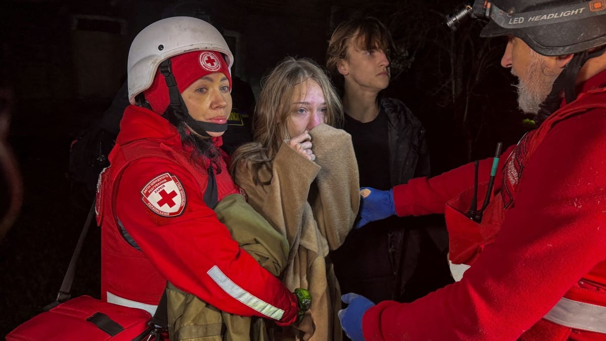 Willy Brandt (rechts) mit dem sowjetischen Diplomaten Valentin Falin 1970 in Moskau.