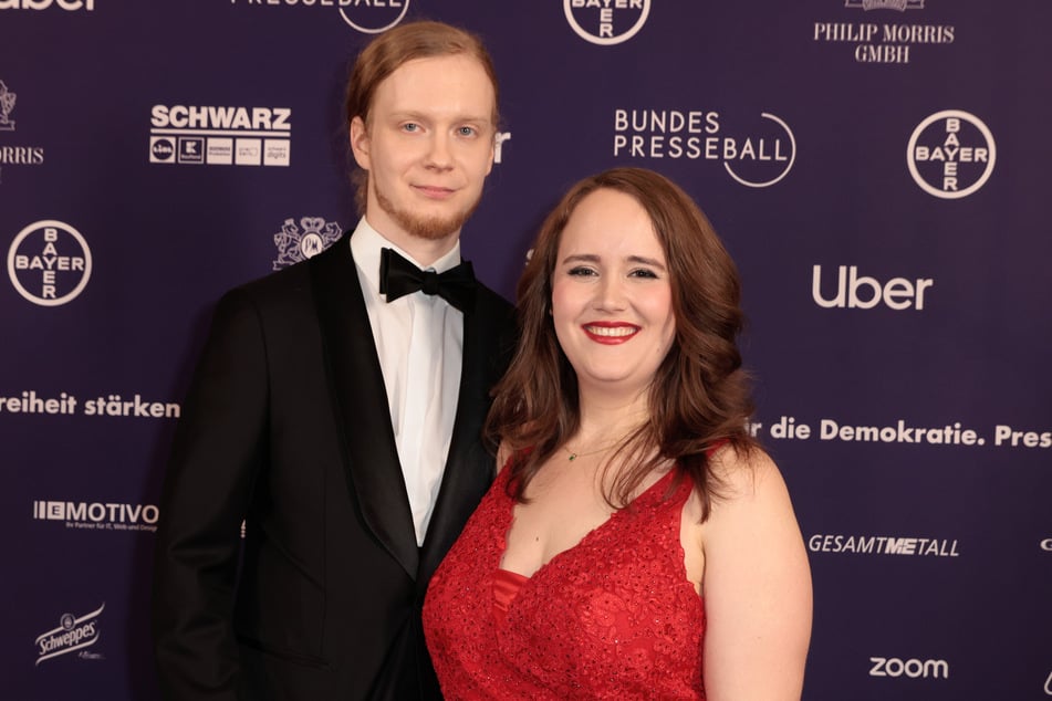 Seit etwas mehr als einem Jahr ist Ricarda Lang mit dem Mathematiker Florian Wilsch (32) verheiratet.