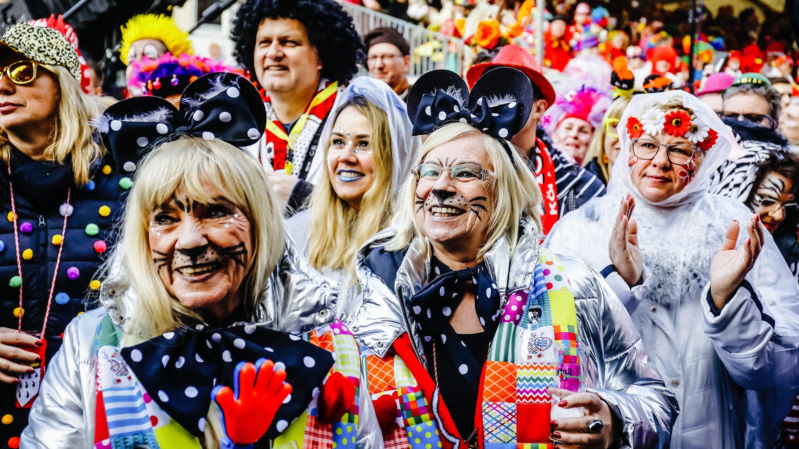 Elfter im Elften, Karneval hoch vier – Sessionsbeginn - WDR Event - Radio